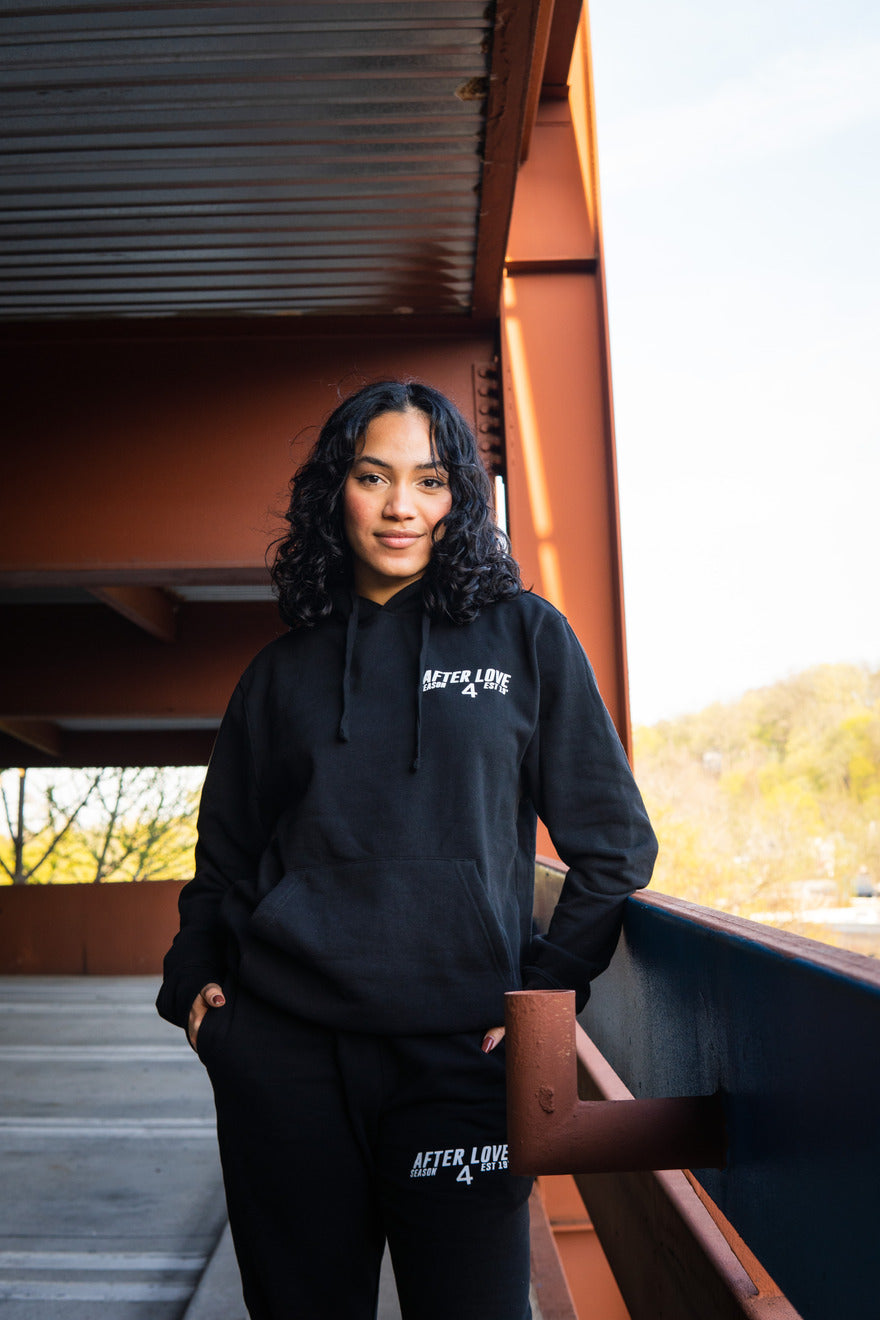 "Season 4" Fleece Sweatpants