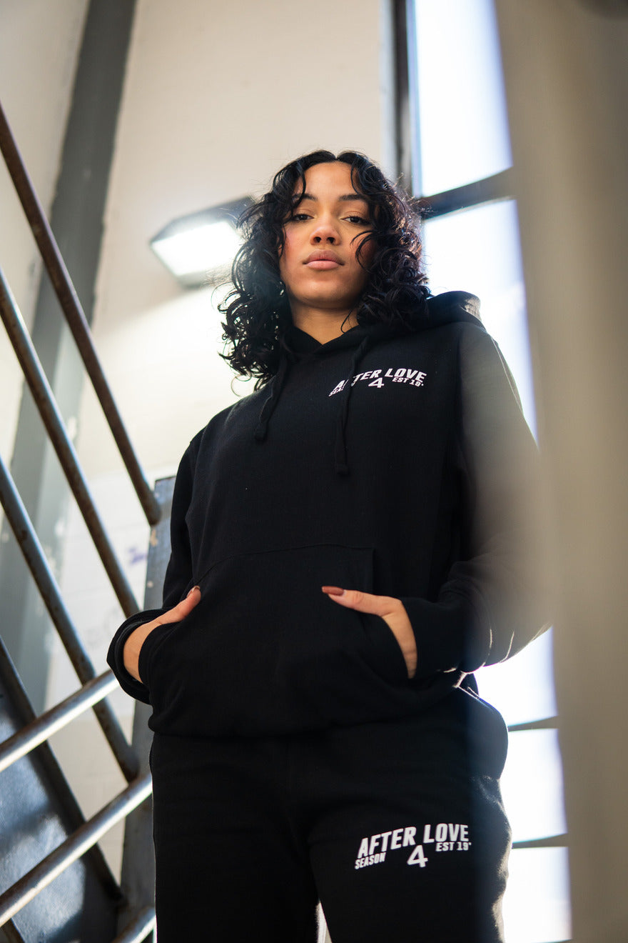 "Season 4" Fleece Sweatpants